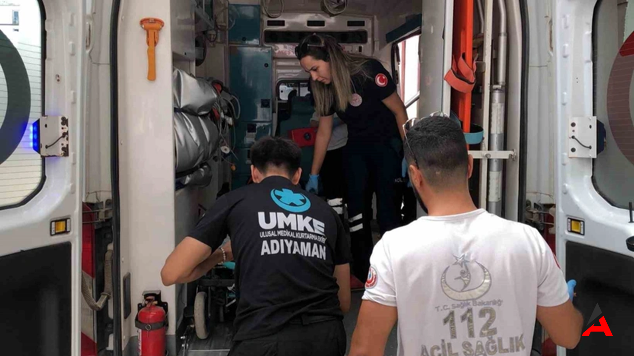 Adıyaman’da Traktör Kazası: 10 Yaşındaki Çocuk Römorktan Düşerek Yaralandı!