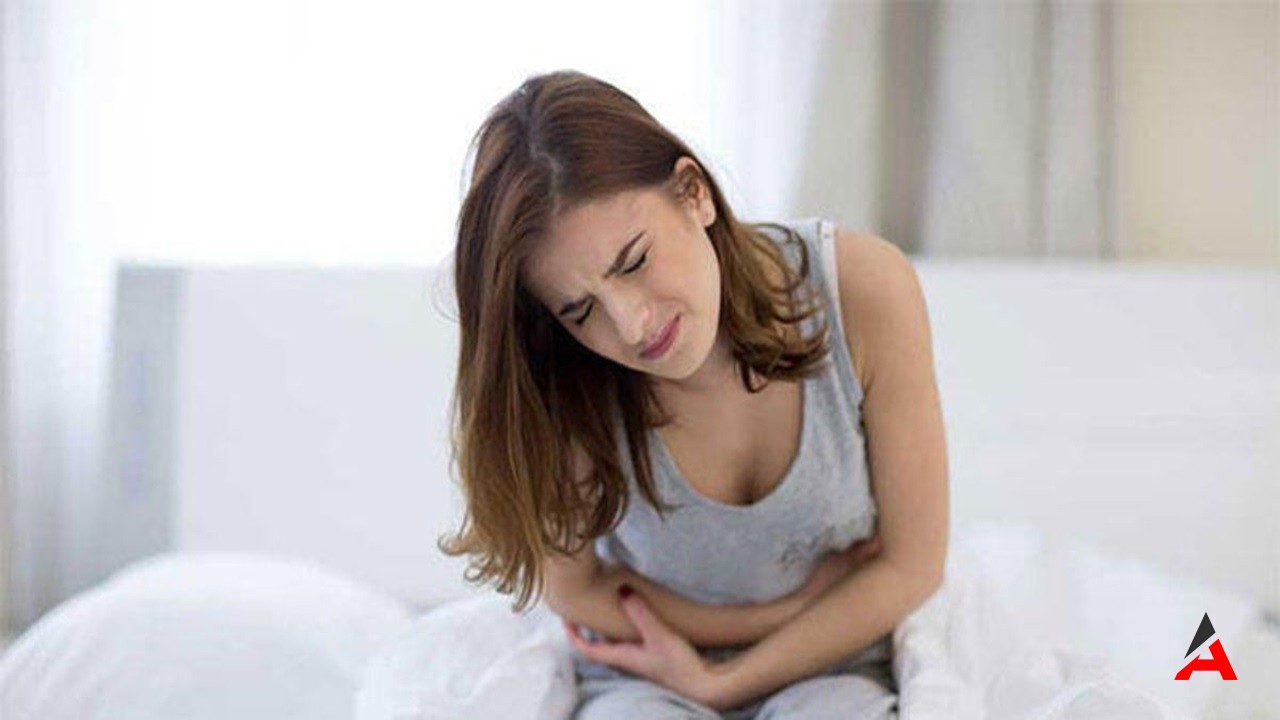 Alt Karın Ağrısı Alarmı: Sık Görülen Nedenler ve Ne Zaman Doktora Gidilmeli?
