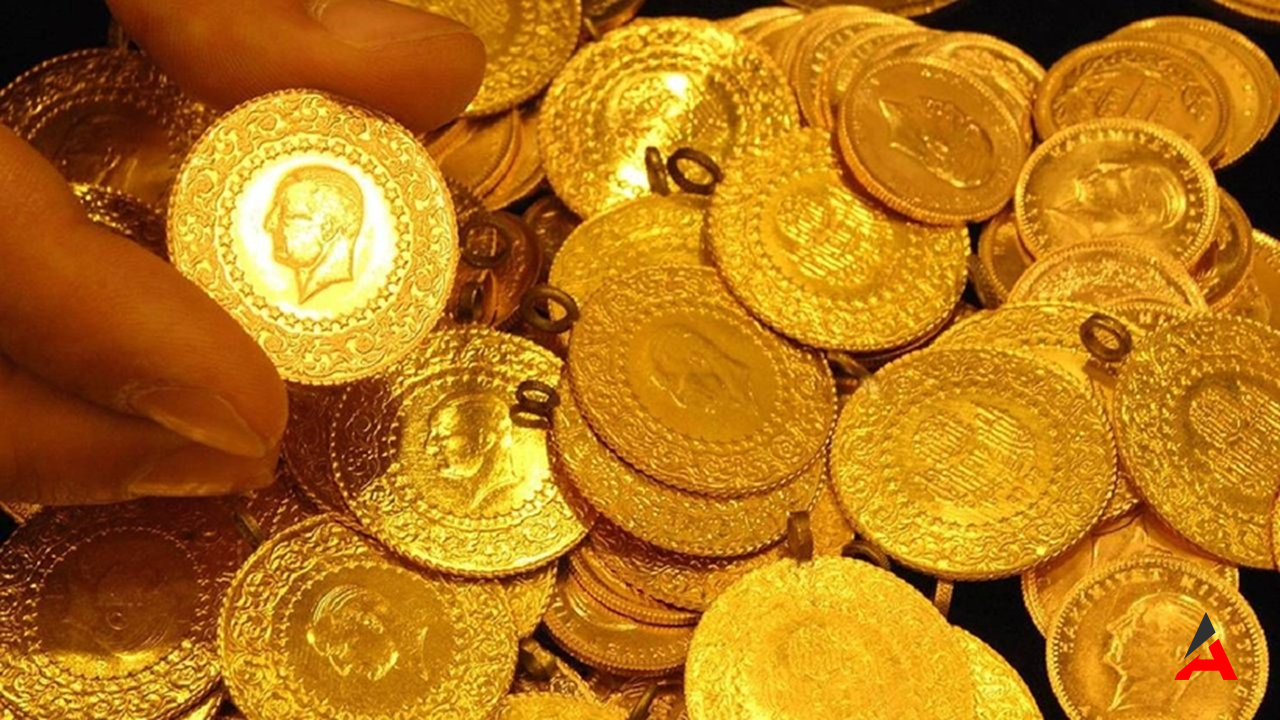 Altın Fiyatları Zirvede: Almak mı Satmak mı? İşte Uzman Görüşleri