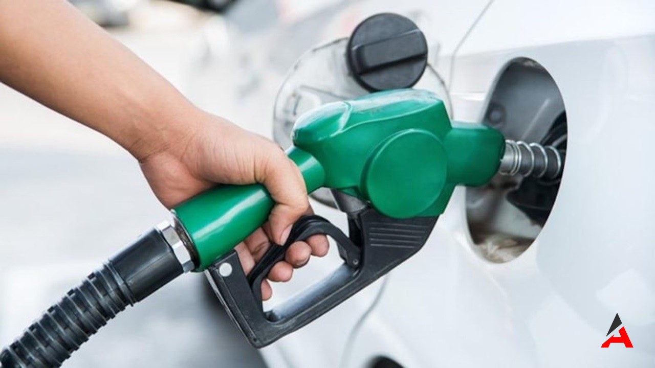 LPG, Benzin ve Motorine Vergi Şoku: ÖTV Tutarları Arttı