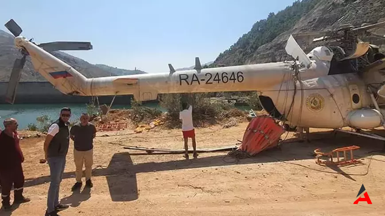 Gölün Dibinden 200 Tonluk Vinçle Çıkarıldı! Helikopter Parçaları Rusya Yolcusu