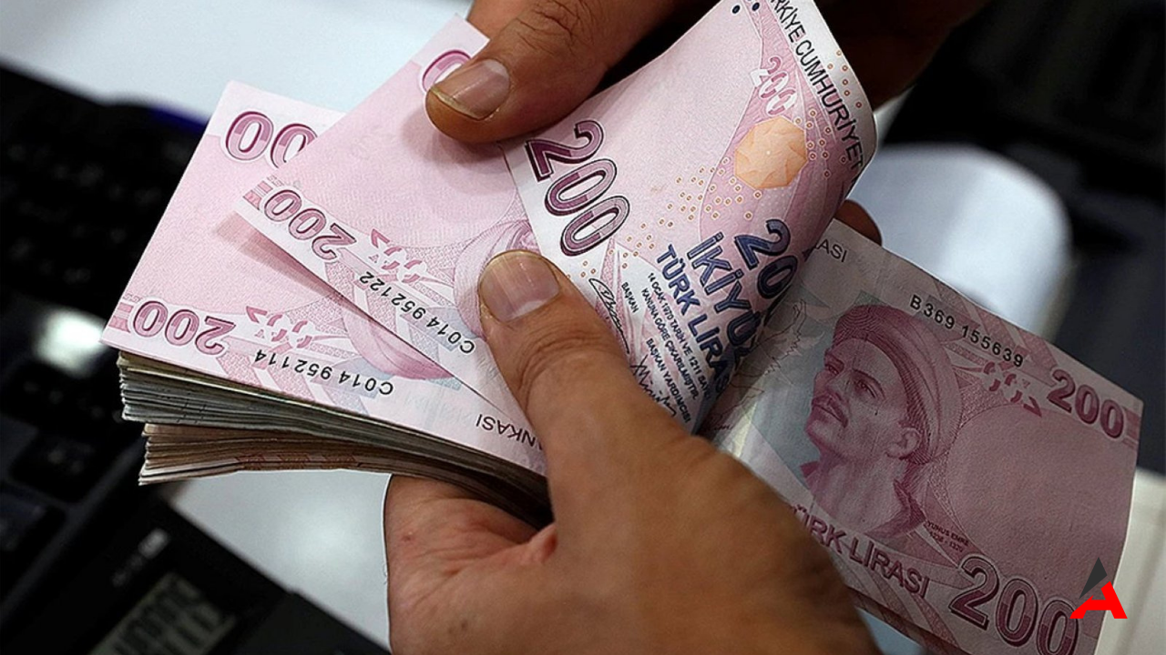 Vakıfbank’tan Anında Onaylı 100 Bin TL Kredi!