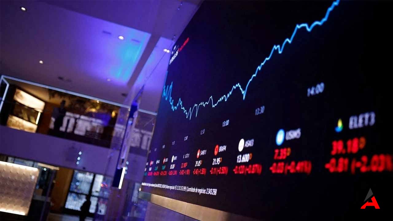 Nasdaq Neden Düşüyor? Temmuz 2024