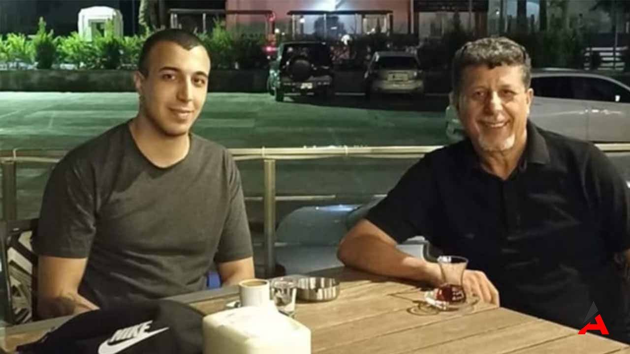 Oğlunu Kaybetti, Kalbi Dayanmadı: Baba ve Oğul Aynı Gün Toprağa Verildi