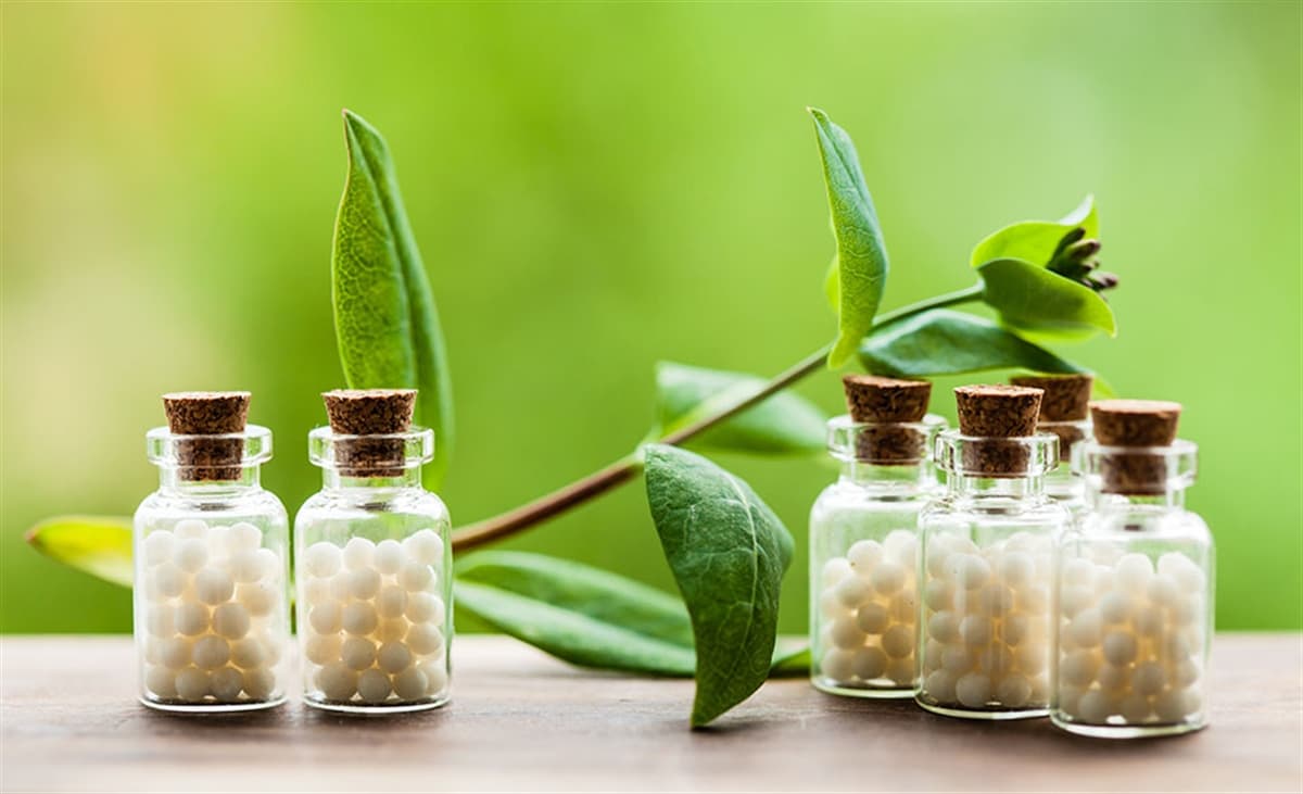 Doğal Şifanın Sırları: Homeopati Nedir ve Nasıl Uygulanır?