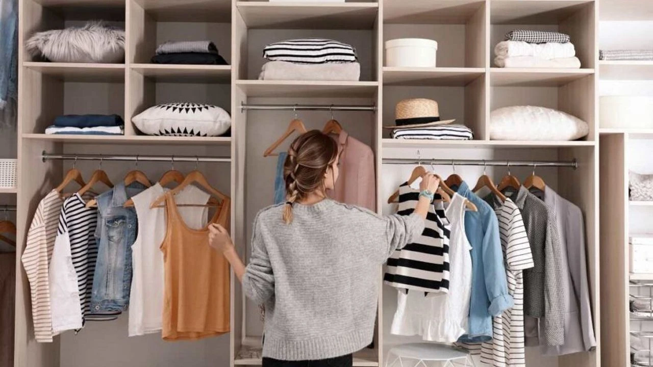 Kapsül Gardırop Nedir? Az Sayıda Parçayla Stilinizi Yaratın