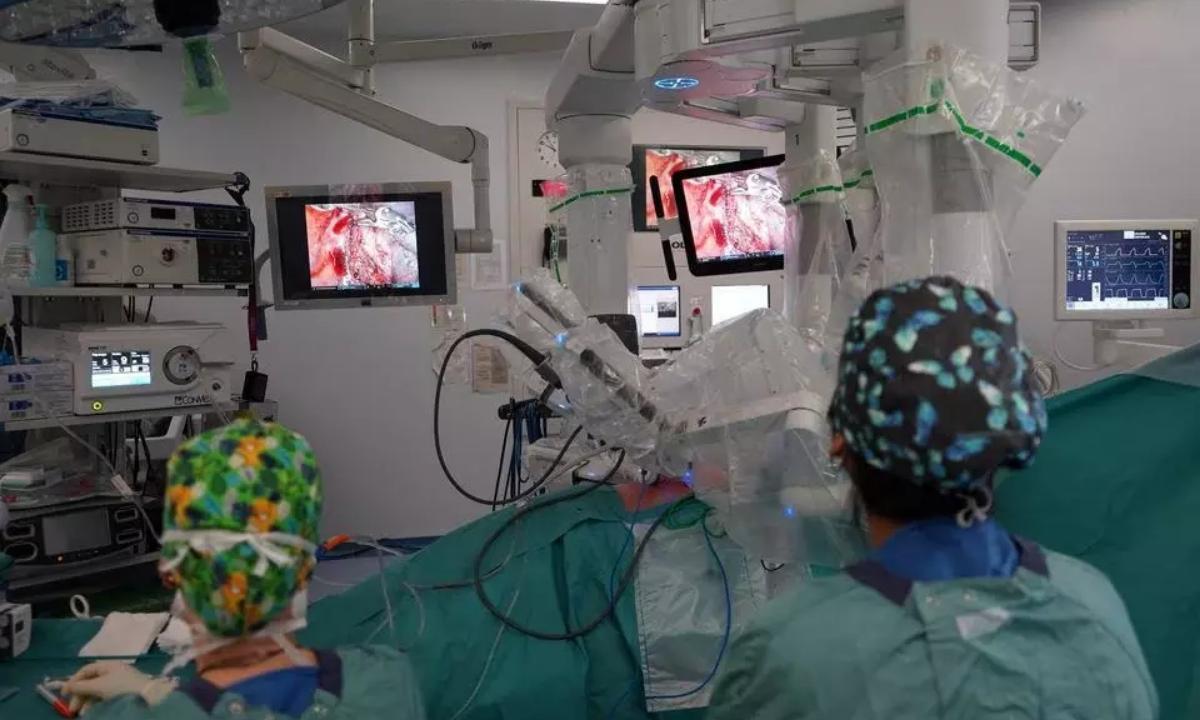 İnanılmaz Operasyon! Robotik Cerrahi ile Akciğer Naklinde Devrim!