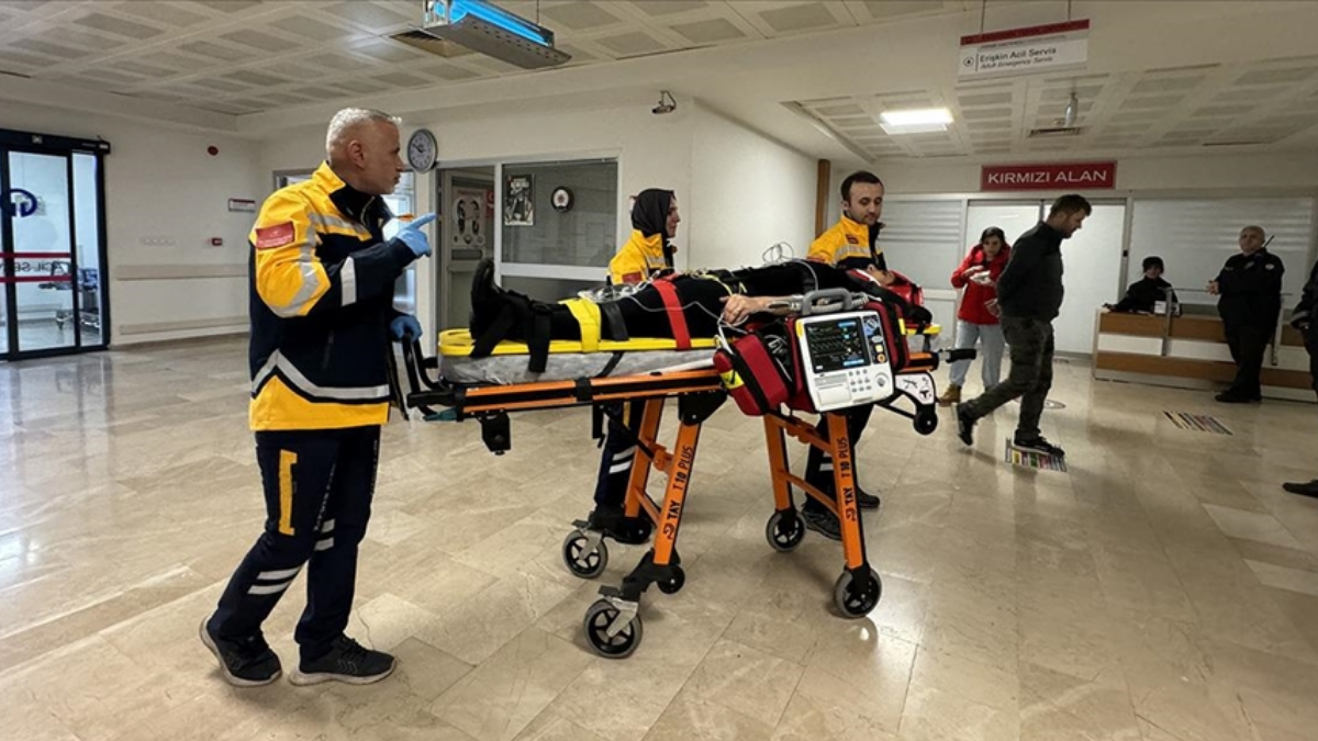 Acil Servisler’de Hayat Kurtarma Mücadelesi! Sağlık Ekipleri 7/24 Çalışıyor!