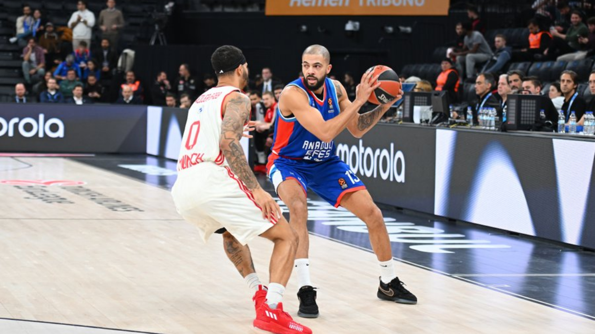Euroleague’de Kritik Galibiyet! Anadolu Efes Evinde Bayern Münih’i Devirdi! 101-90