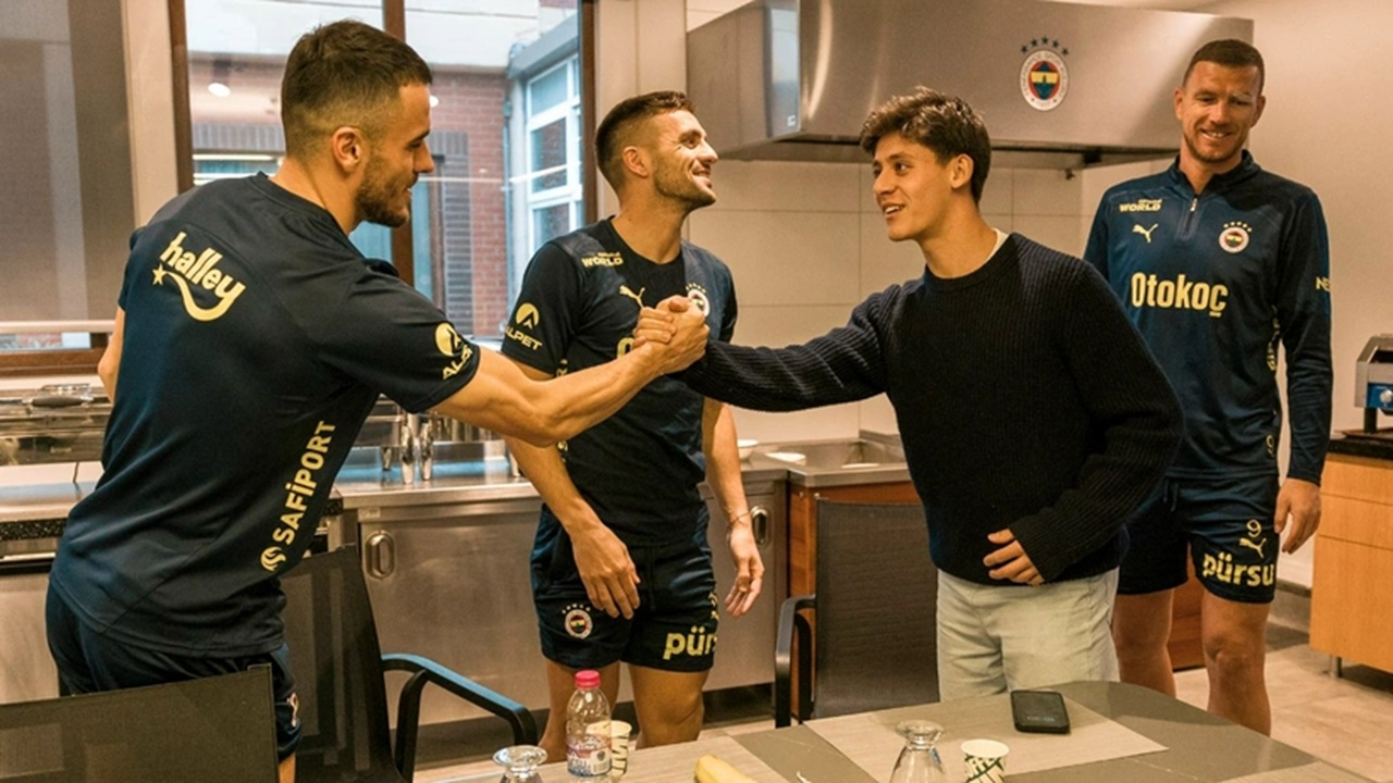 Arda Güler’den Fenerbahçe’ye Ziyaret: Eski Takımına Hasret Giderdi
